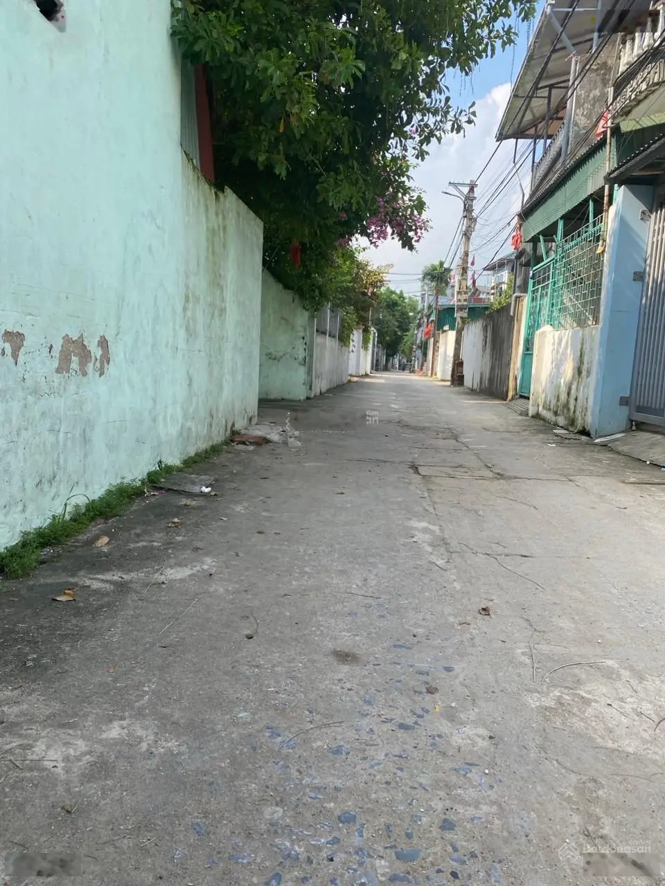Bán 44m2 lô góc full thổ cư, đường thông ô tô đỗ cửa tại Nam Hồng giá 2.68 tỷ (có thương lượng)
