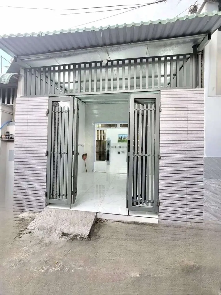 Nhà mới 1 trệt + 1 lầu đường Trần Văn Mười, nhỉnh 2 tỷ
