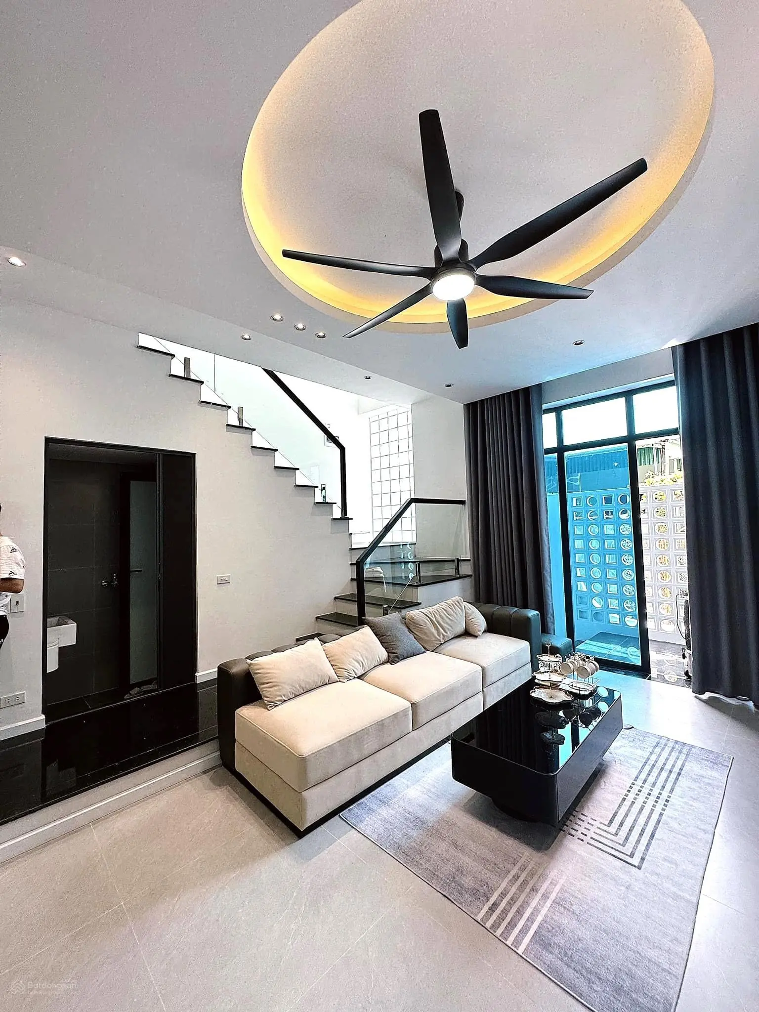 Bán nhà Xã Đàn, 50M2 4T 7,5 Tỷ, Dân Xây, Lô Góc, Nội Thất đắt tiền, Ngõ Nông, Sát Oto tránh
