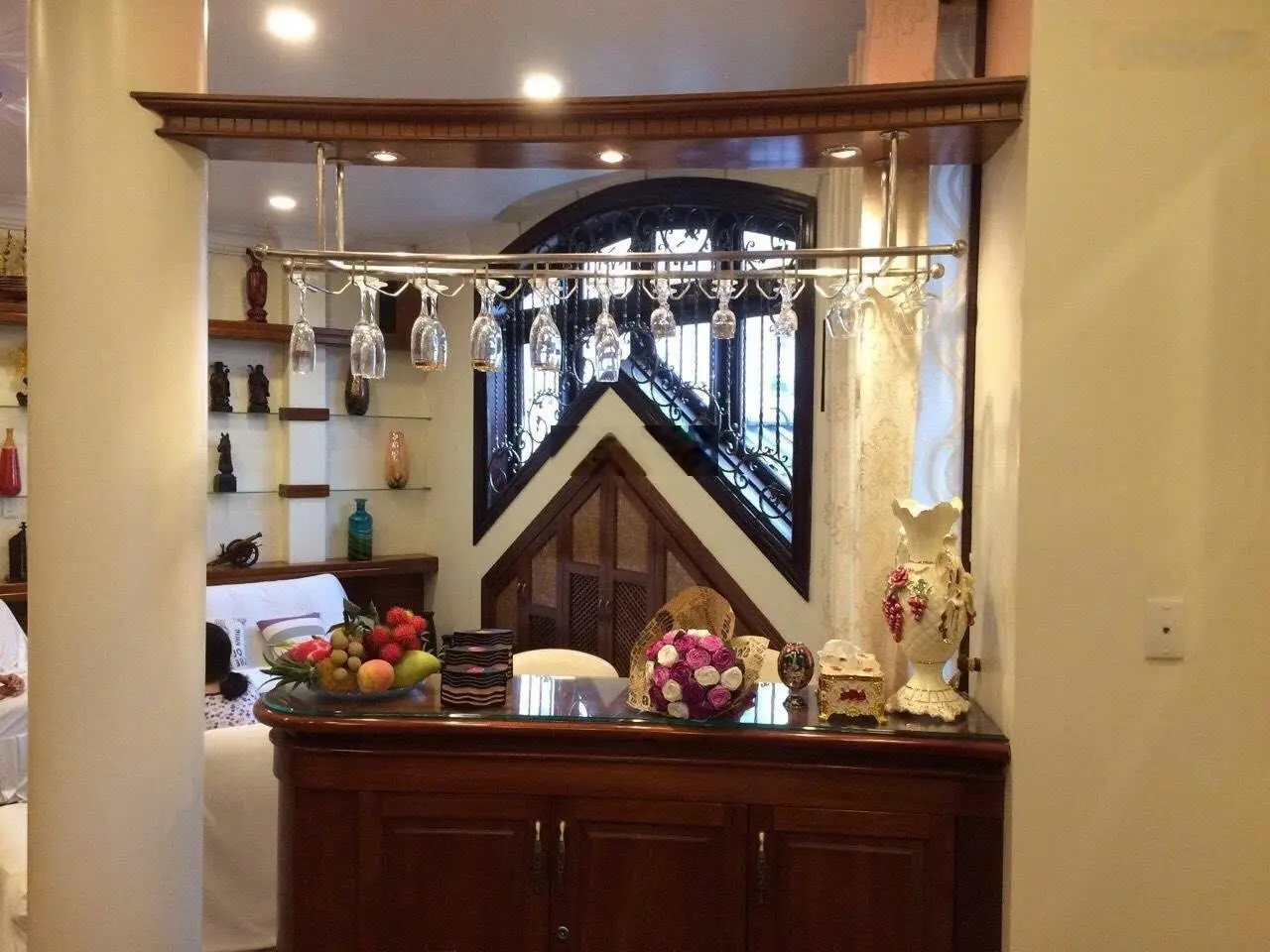 Bán biệt thự góc 2MT đường trước nhà 30m hẻm hông 12m DT 9x16m 2 lầu. Giá 27,5 tỷ