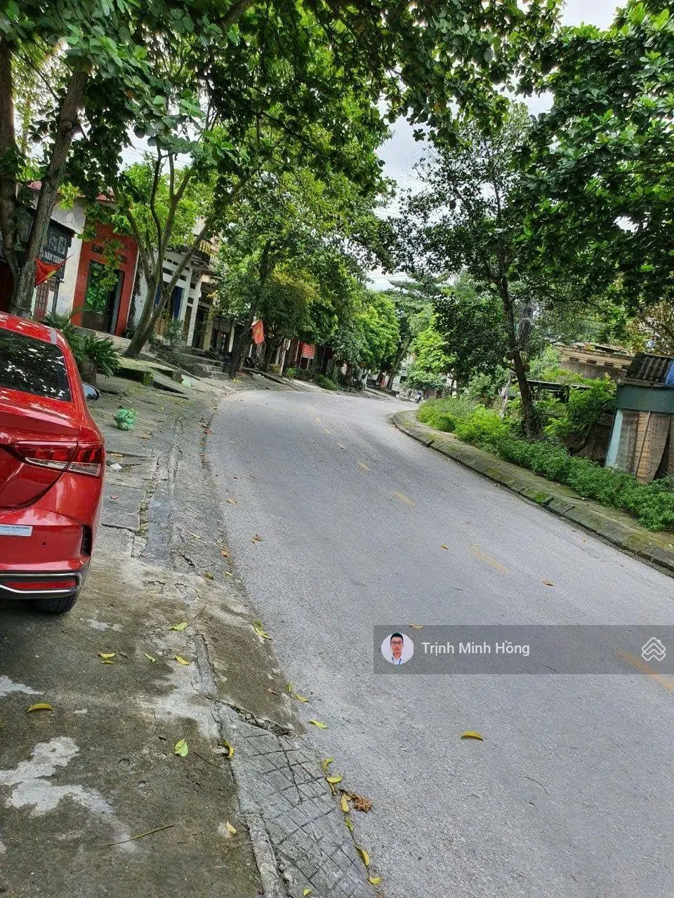 Bán nhà trục chính phường Vàng Danh. 210m thổ cư 200m. Sẵn nhà ở ngay. Mặt đường nhựa sẵn sổ đỏ