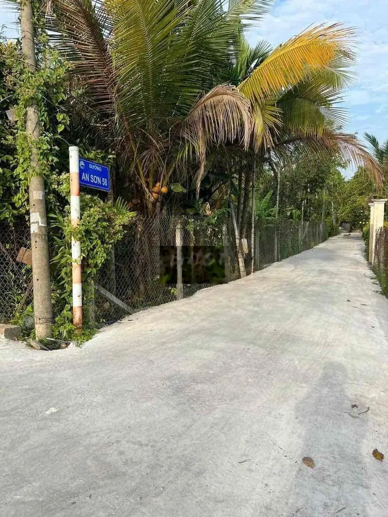 cần bán nhà vườn