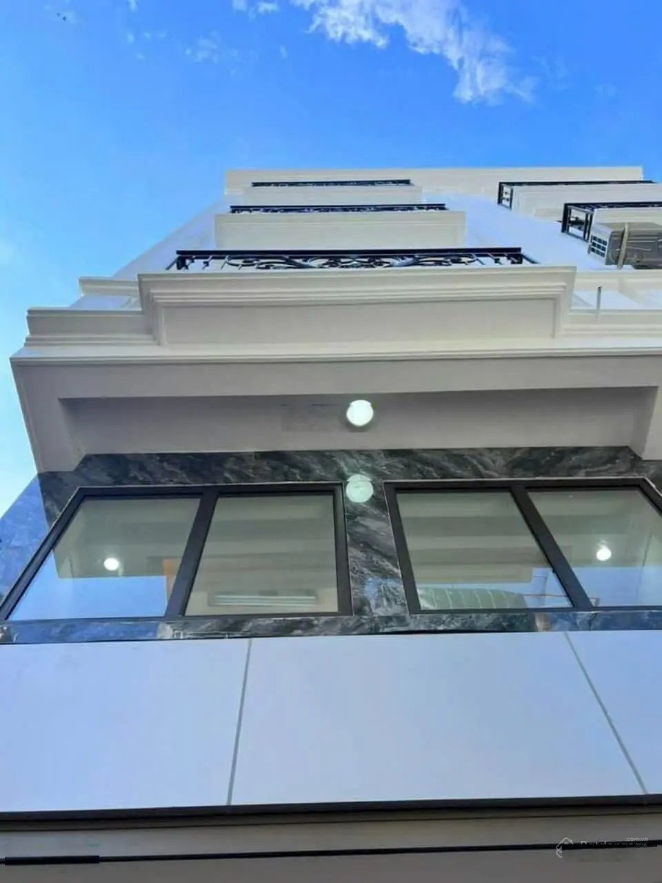 Bán nhà Liên Mạc ôtô đỗ cổng 5 tầng xây mới giá nhỉnh 3 tỷ, LH Mr Duy 0979 376 ***