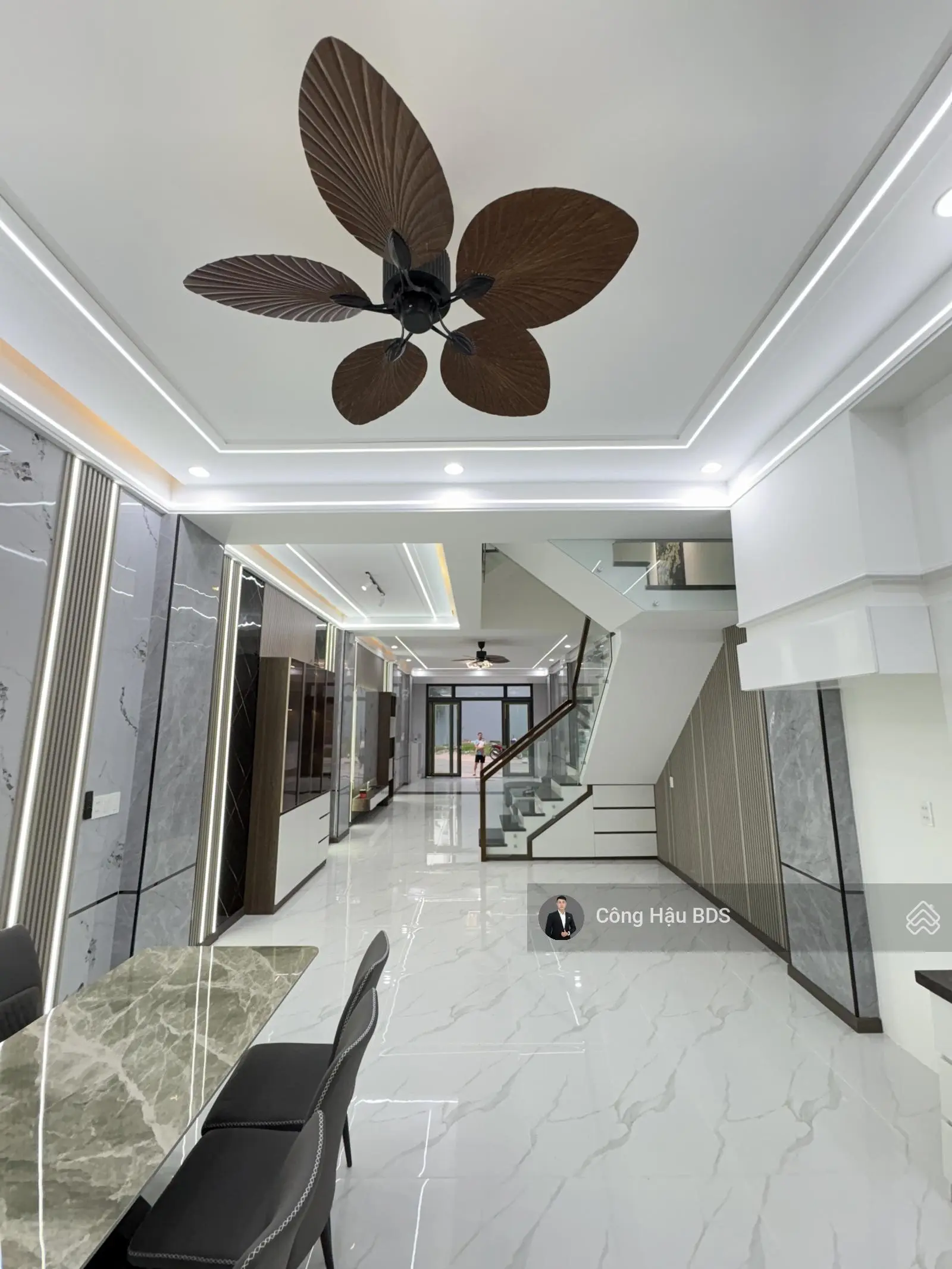 Nhà Vừa Hoàn Thiện- Chuẩn Luxury. Trệt- 2 Lầu. 5 PN- 5WC. DT: 146M2. KDC Cao Cấp. Giá: 6 Tỷ TL