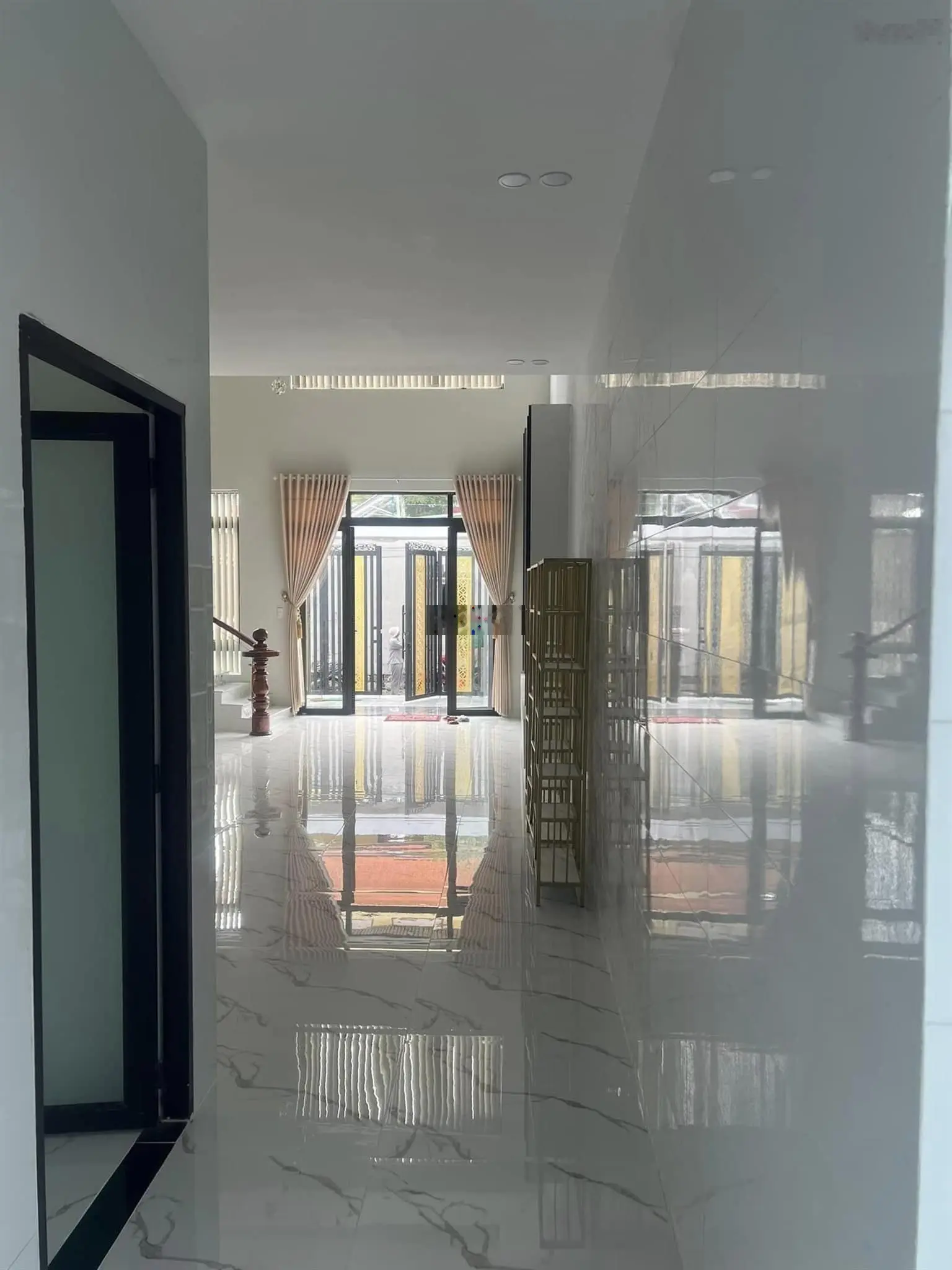 Bán lại căn nhà mới xây Phạm Ngọc Thạch, thị trấn Đạ Tẻh.