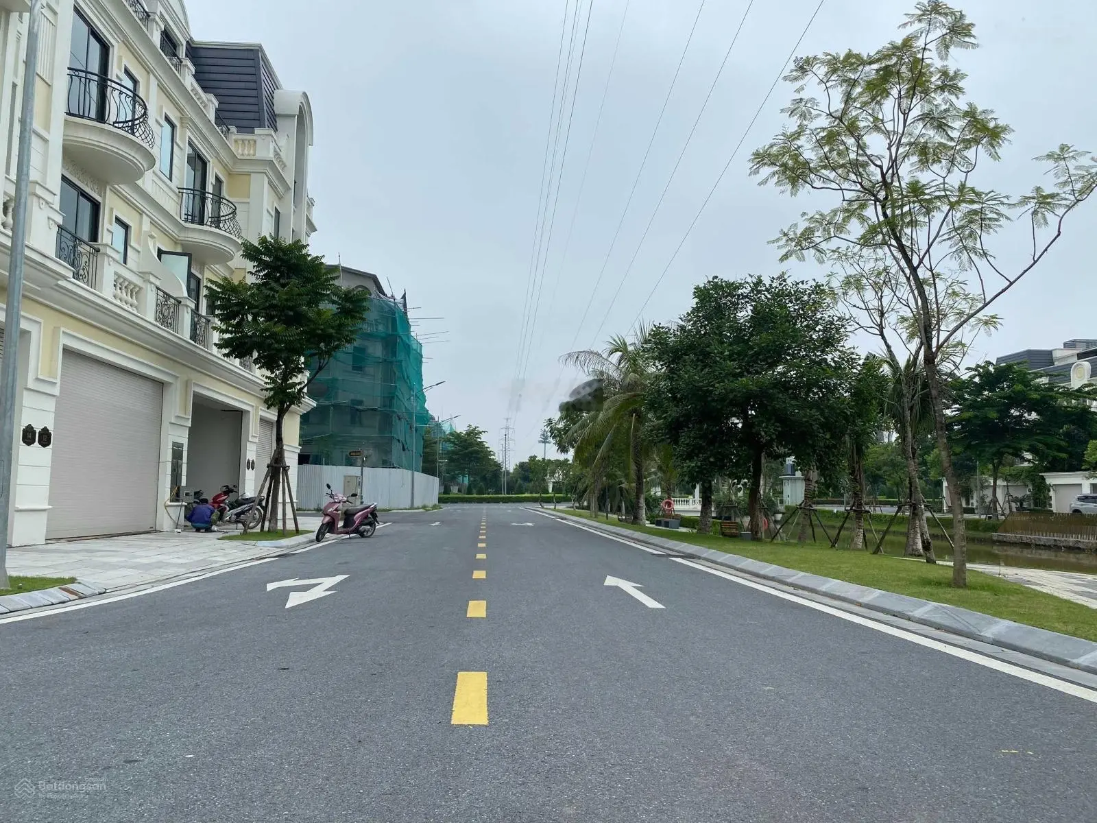 Bán biệt thự Song Lập CĂN GÓC, DT 260m2, mặt tiền 30m giá 44.x tỷ tại An Lạc Green Symphony