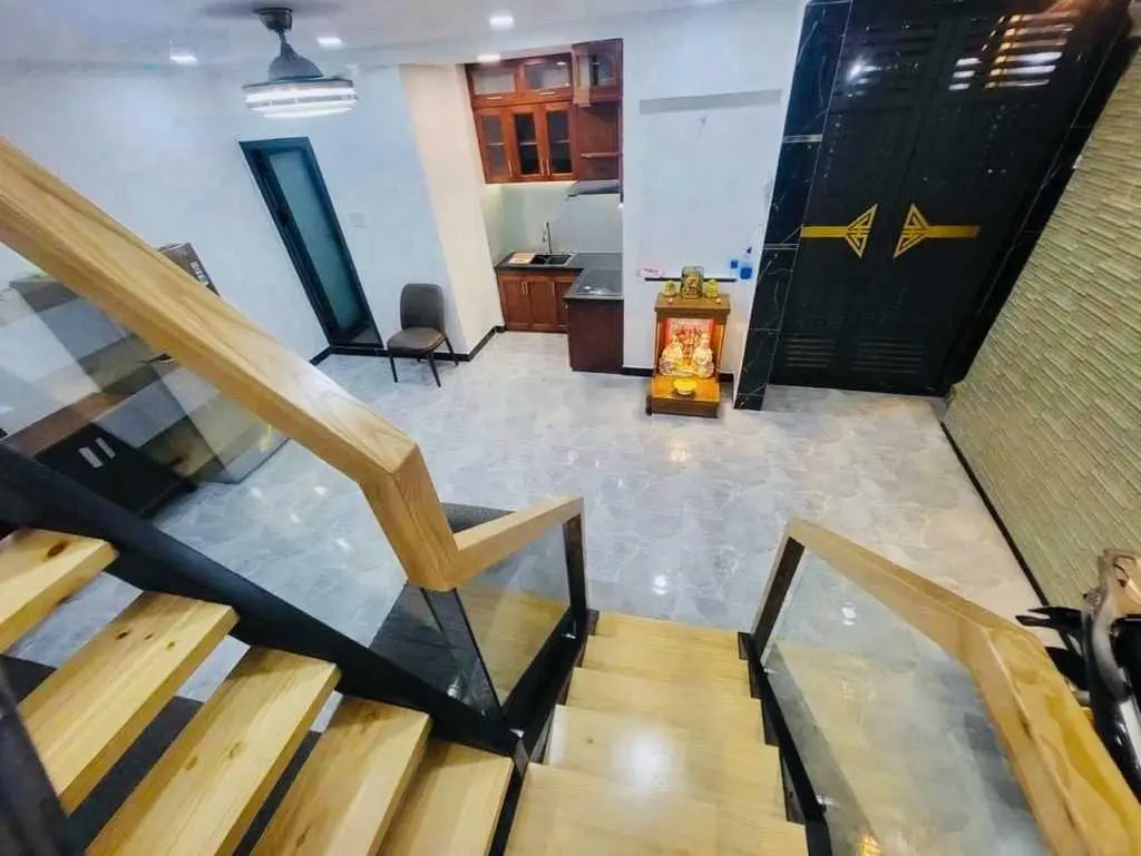 Nhà đẹp quận 10 Lê Hồng Phong, 6x6m, 3 tầng lung linh, nội thất cao cấp, 3.x tỷ