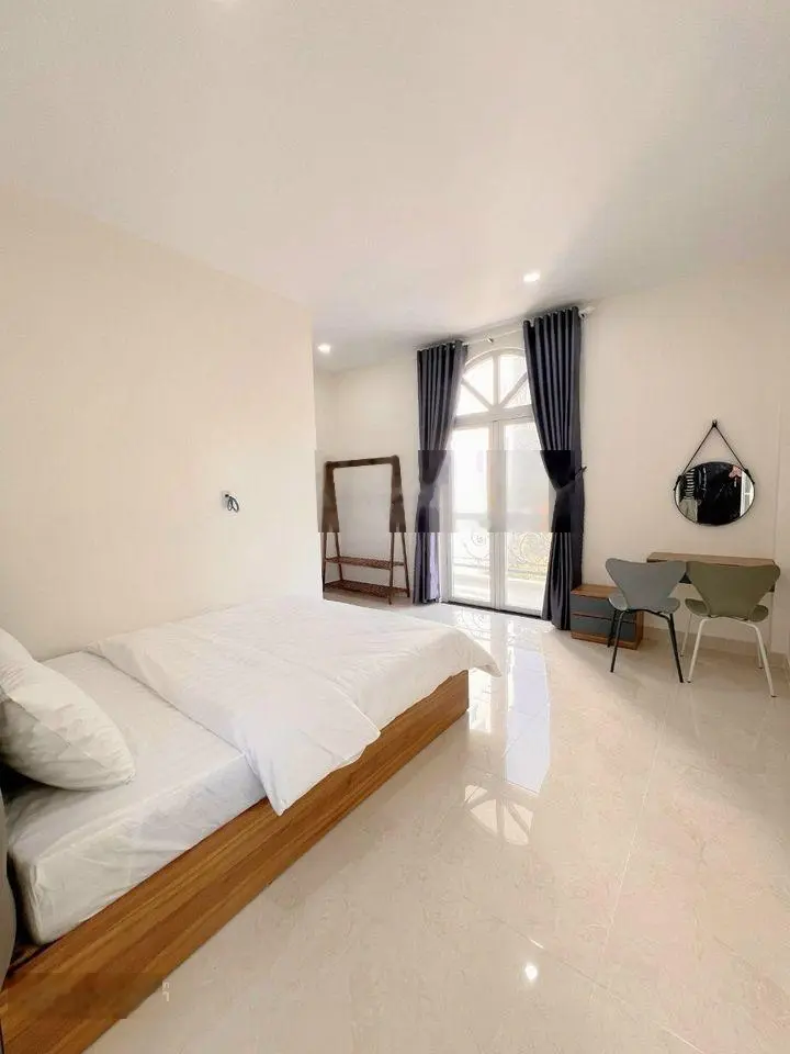 Villa gồm 2 căn liên kế vừa ở vừa kinh doanh Trịnh Hoài Đức, 203m2 ngang 12m 4 tầng view thoáng đẹp