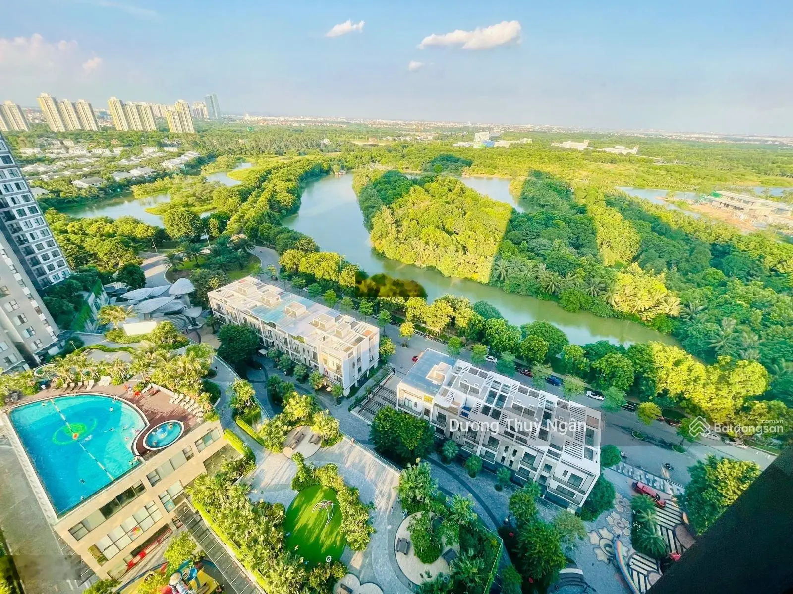 Bán căn hộ 3 phòng ngủ Sky Oasis view trung tâm biệt thự đảo, nguyên bản, giá tốt