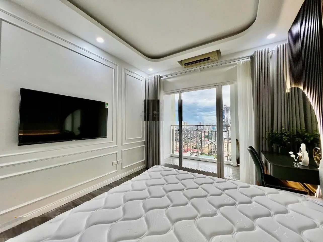 Chính chủ cần bán căn 67,5 m 2PN 2wc Eco Green City, Hà Nội, giá 3,8 tỷ. Liên hệ 0355 075 ***