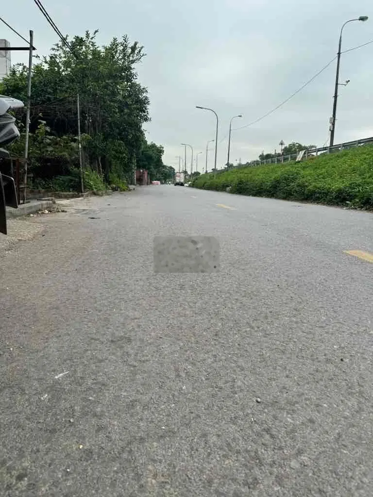 Bán nhà 2 tầng mặt phố Nguyễn Khoái, Hoàng Mai. Diện tích 238m2, giá 8,6 tỷ