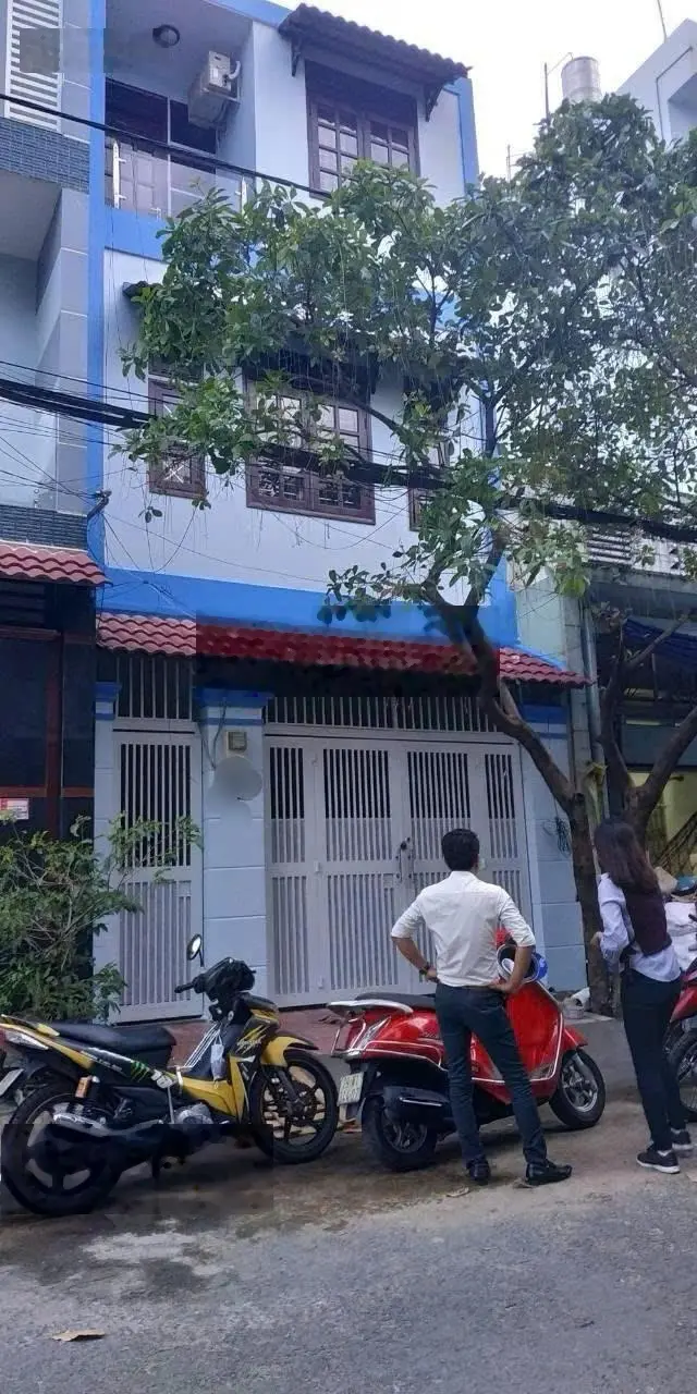 Cần Bán Căn Nhà 1 Sẹc Hẻm Kinh Doanh Đường Lê Thị Hồng , Phường 17