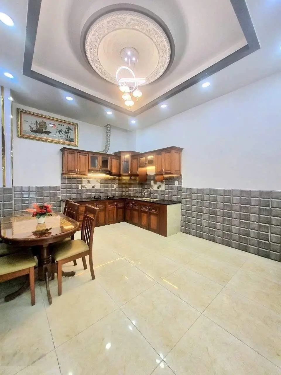 Nhà đẹp 3 lầu hẻm 1979 ( huỳnh thị đồng ) - thị trấn nhà bè.