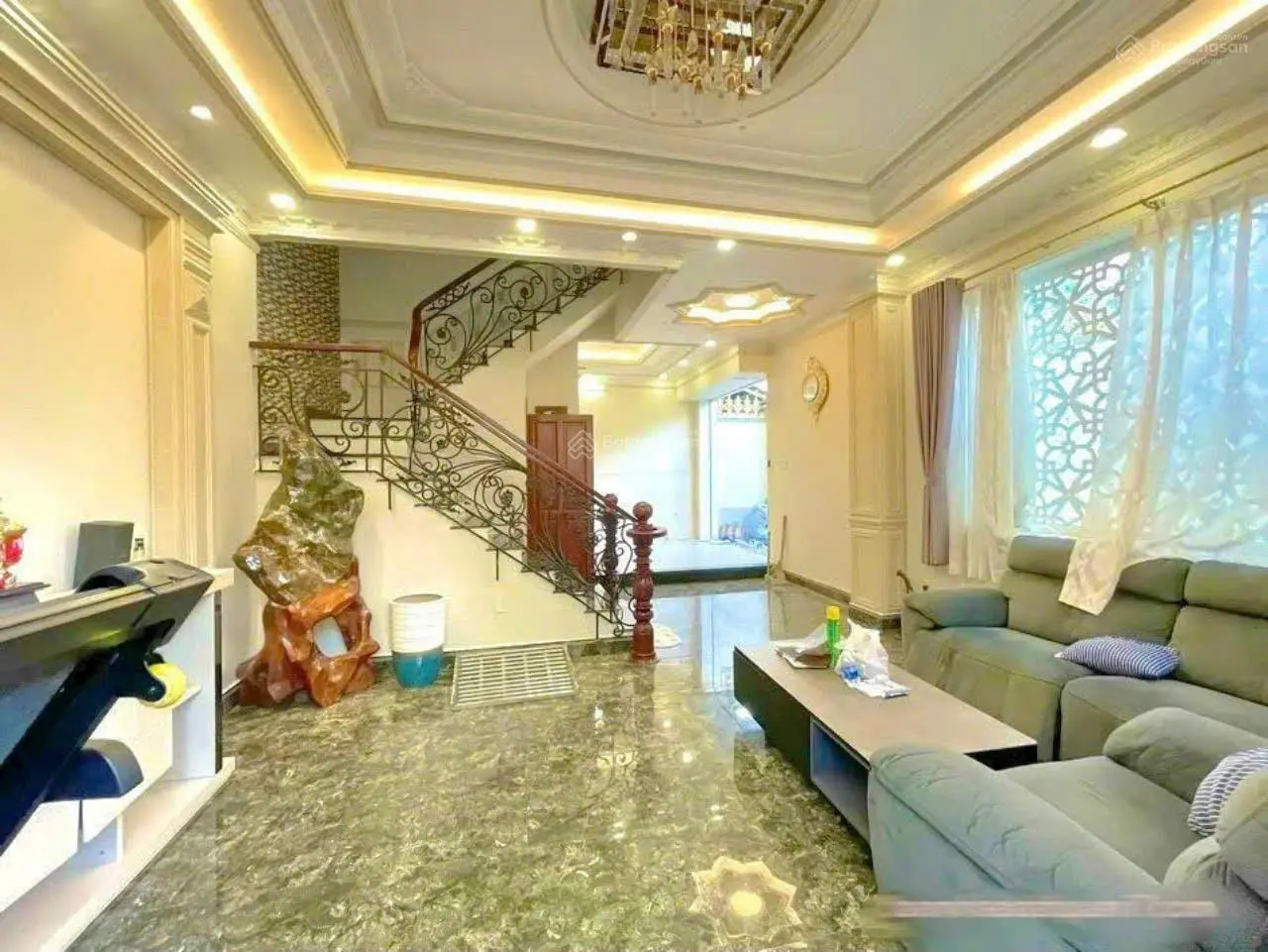 Bán biệt thự HXH Lê Thị Chơn, Q7 1 Trệt 3 lầu mặt tiền đường 6m, nội thất cao cấp