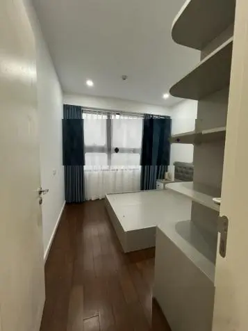 Giá 3 tỷ bán căn hộ 1.5PN, 1WC có full đồ giá cực tốt tại Vinhomes D'Capitale Trần Duy Hưng