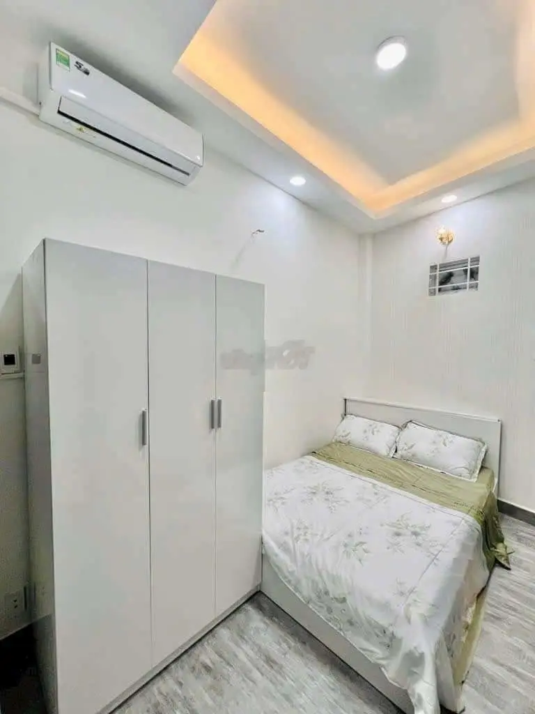 Nhà 2 mặt tiền Phan Xích Long Quận Phú Nhuận