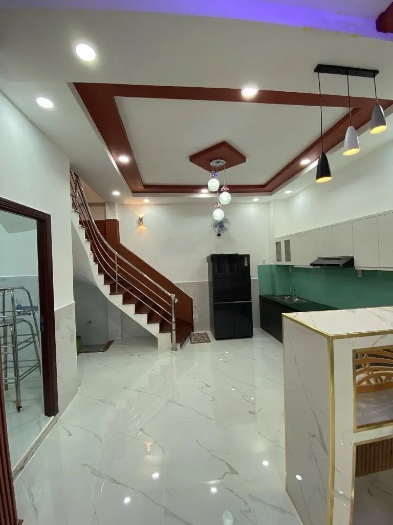 Bán nhà khu dân cư sát trung tâm đường Trần Xuân Soạn quận 7