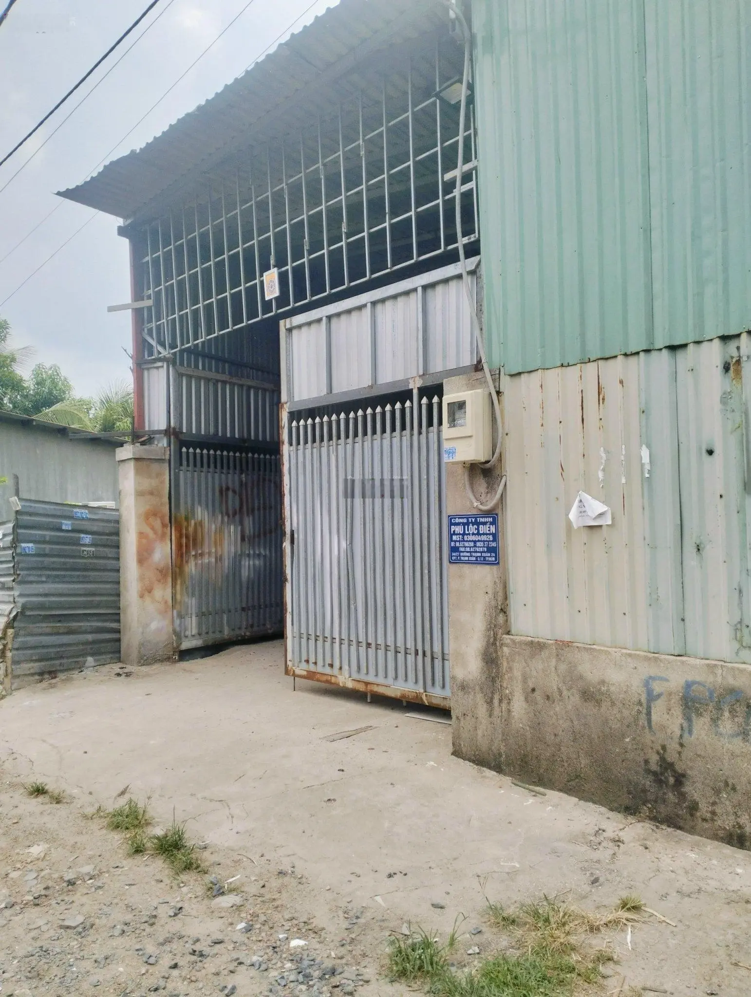 Bán nhà xưởng đất full thổ mặt đường lớn ở Q12