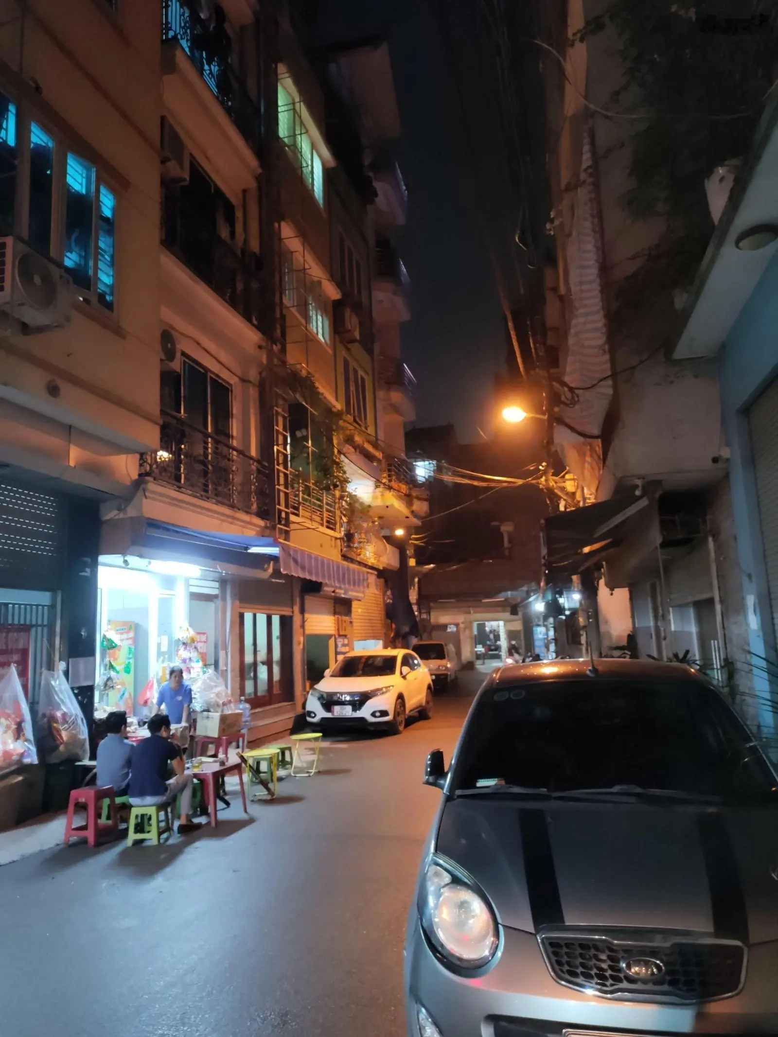 Bán nhà lô góc Phú Đô - Nam Từ Liêm 50m2, Ô tô vào nhà, KD đỉnh. Giá 9.5 tỷ