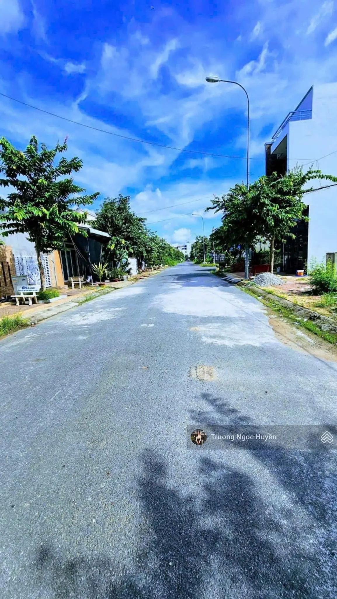 Bán lô đất đẹp Đường Bờ Kinh, Phường 3 gần công viên truyền hình Vĩnh Long 120m2 giá 550triệu SHR