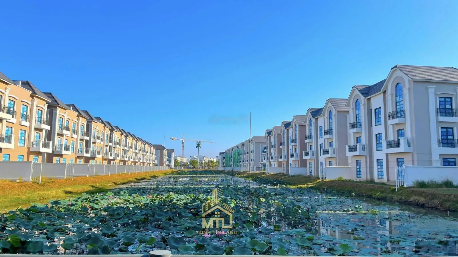 Bán nhà liên kế 5 tầng 96m2 tại Vinhome Grand Park. Liên hệ 0828 030 *** Thiện