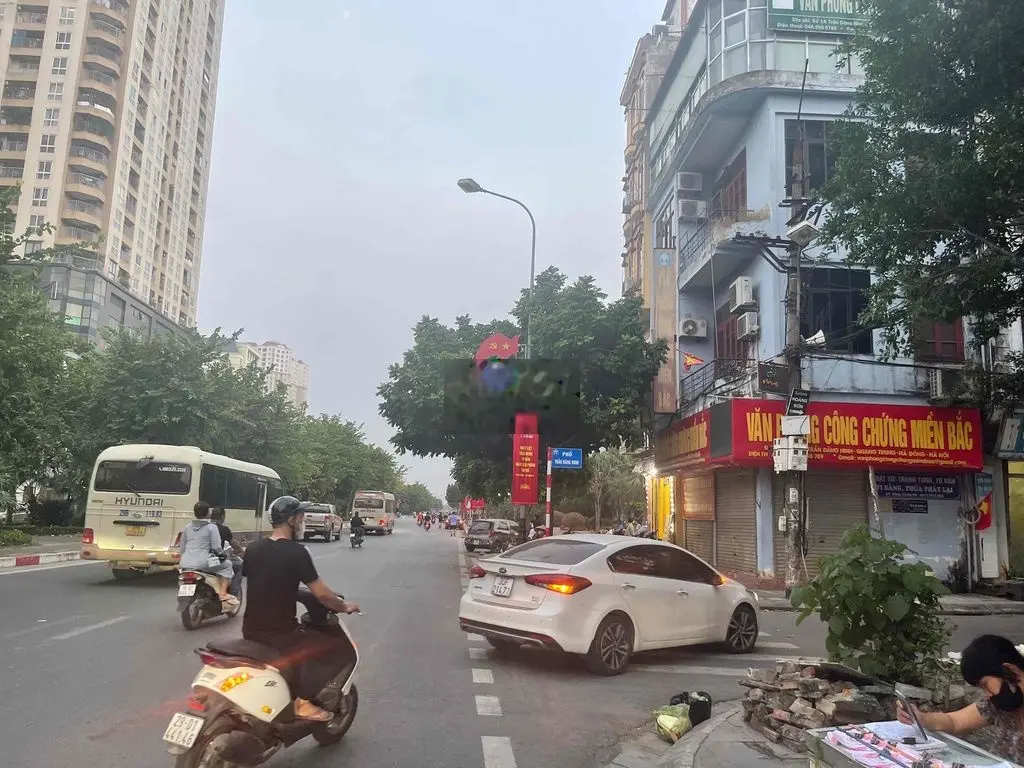 Sieu phẩm-mặt phố trần đăng ninh-hà đông-nhà 5t:dt 46m2 mt4m:hơn 13tỷ