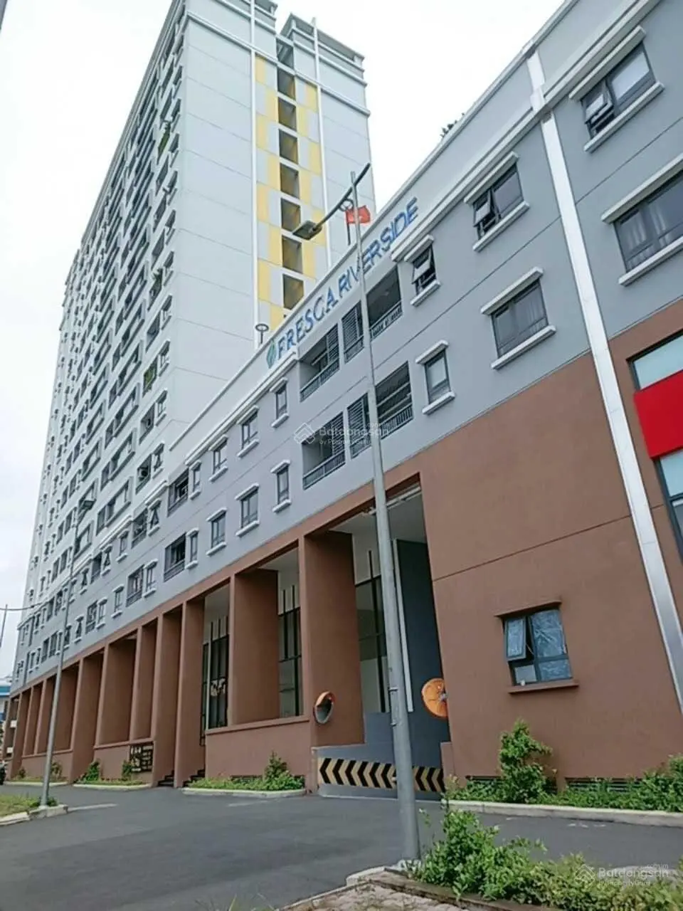 Hạ giá bán gấp giá tốt nhất Fresca Riverside Thủ Đức. Căn hộ 60m2, 2PN 2WC (căn góc). LH 0901 465 ***