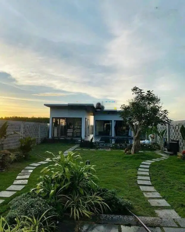 Bán căn villa hồ bơi 511m2 - MT đường Nguyễn Huệ Phước Long Thọ Đất Đỏ BRVT
