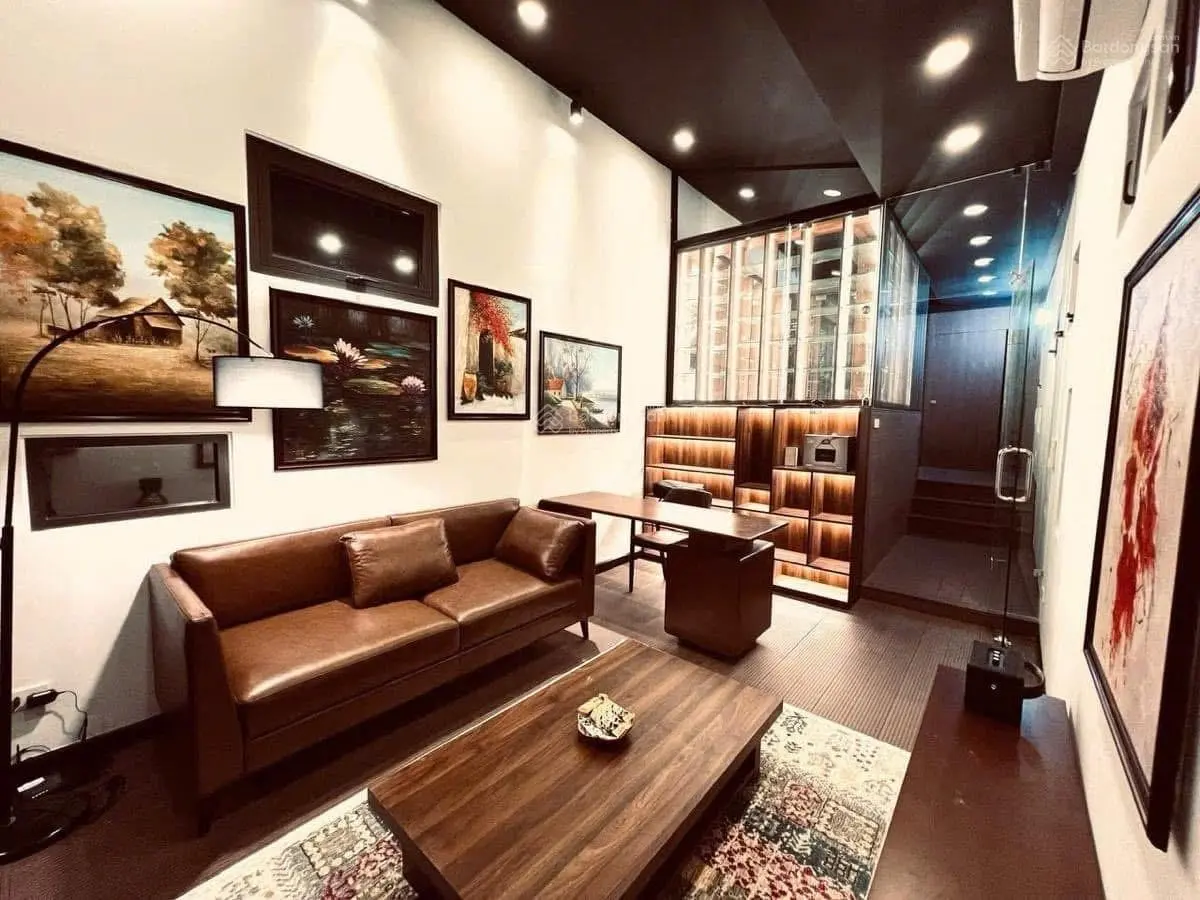 Nhà 9 Tầng Đội Cấn : 50m2 - Thang Máy - Thông Sàn - Nhà Đẹp Ở và Có Dòng Tiền.