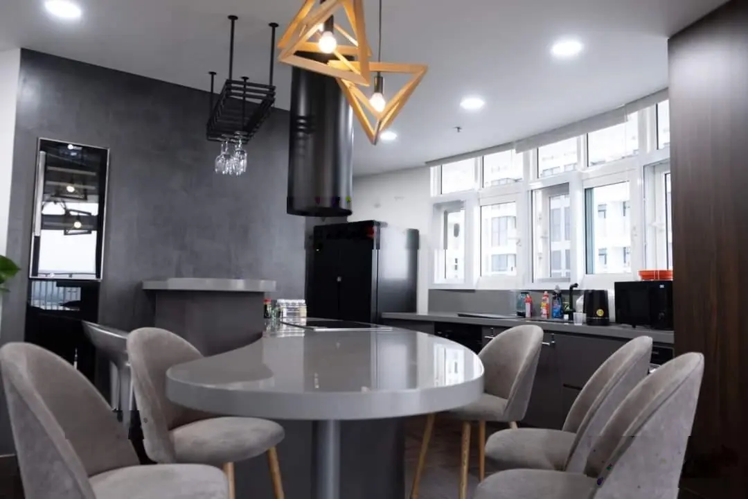 Bán căn góc tầng cao 2mt view trực diện Sông Hàn - AZURA ngay sát VinCom