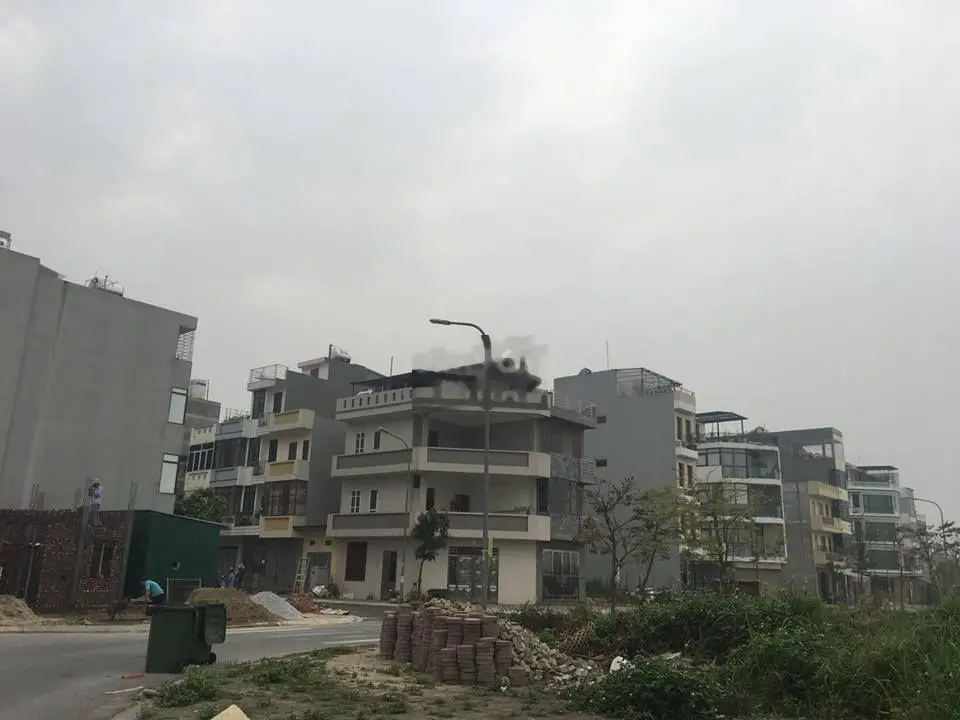 Bán đất tái định cư Thạch Bàn 58m2 x 4,5m,đường 10m ô tô tránh nhau