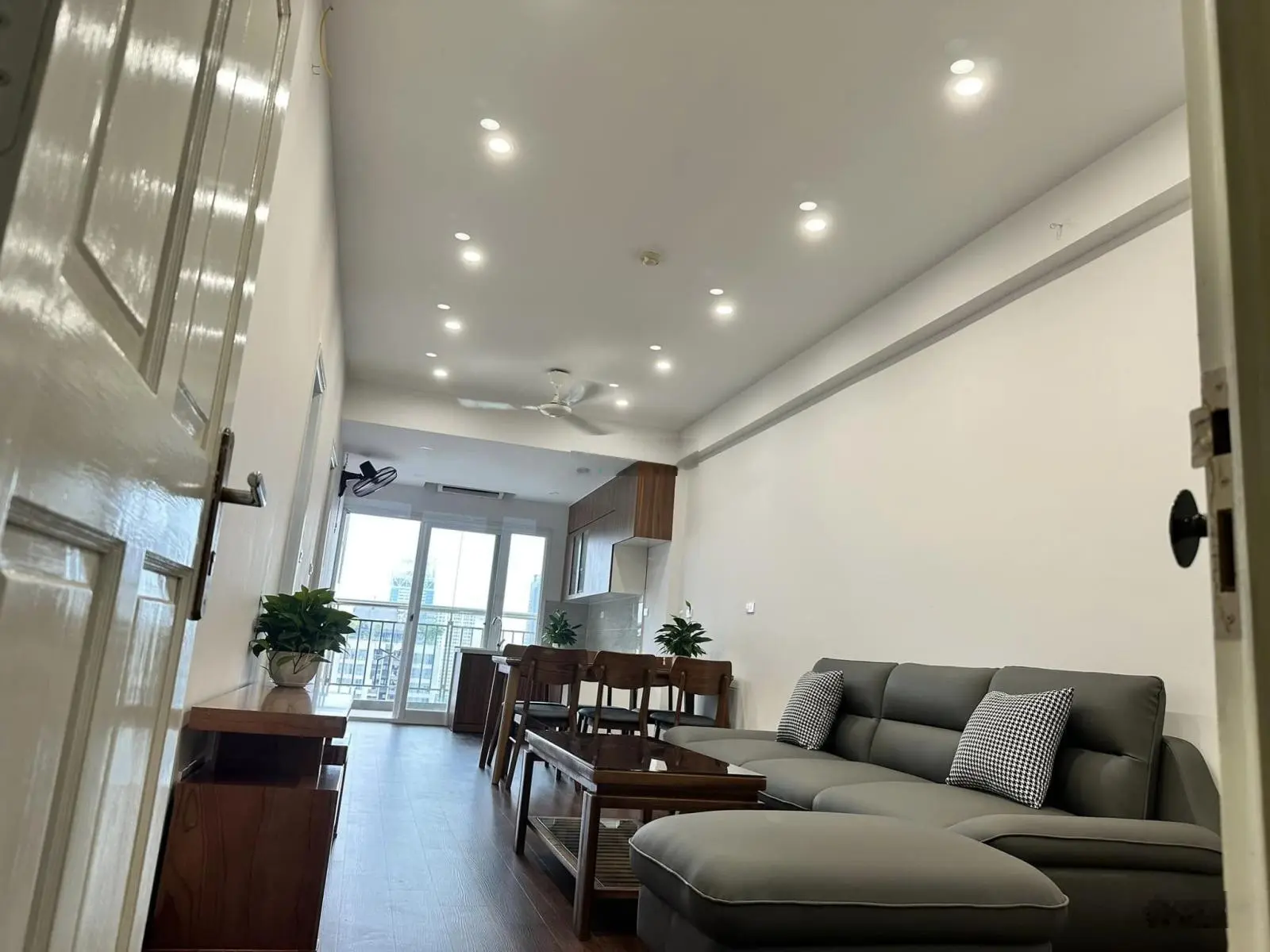 Hàng hiếm! Bán chung cư Sakura Vũ Trọng Phụng - Nguyễn Trãi 52m2 chỉ hơn 2 tỷ