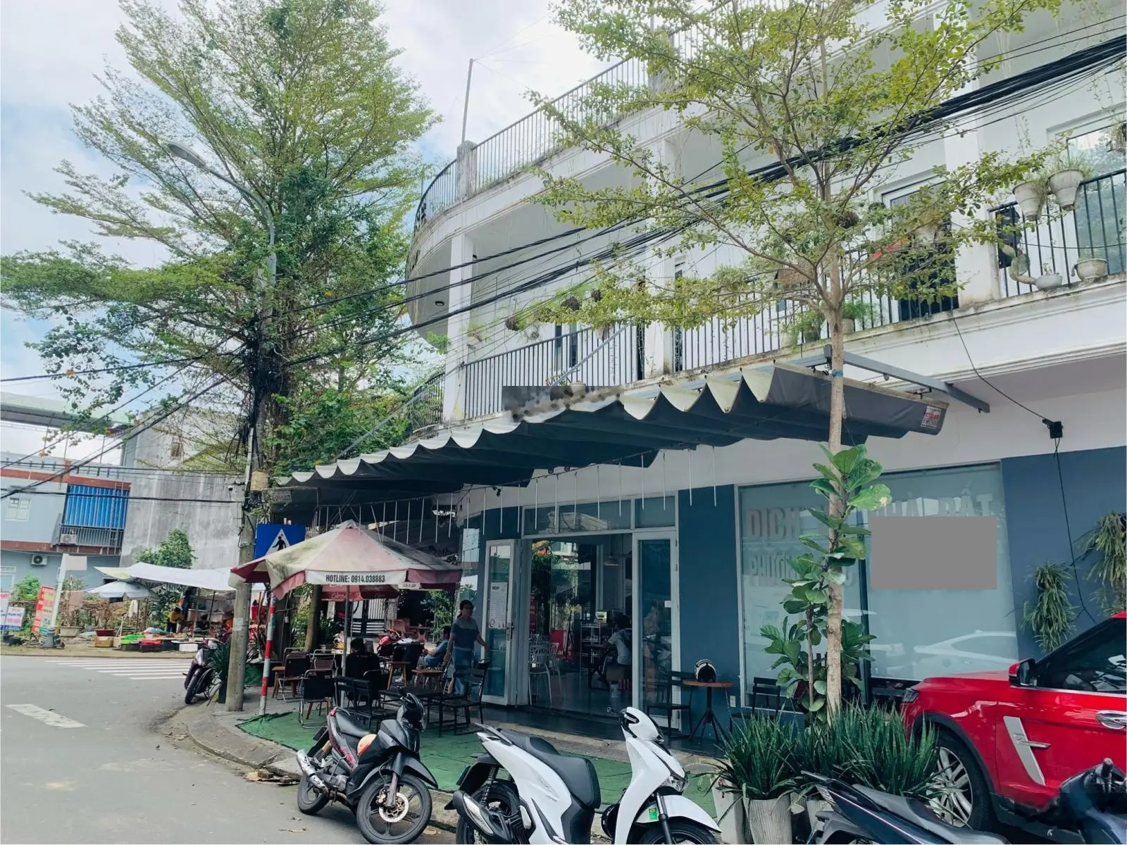 Bán nhà góc ngã 4 Hoà Xuân, đường 7,5m 3 tầng dòng tiền 25 triệu/tháng, 161m2 ngang 8,2m sổ đỏ sẵn