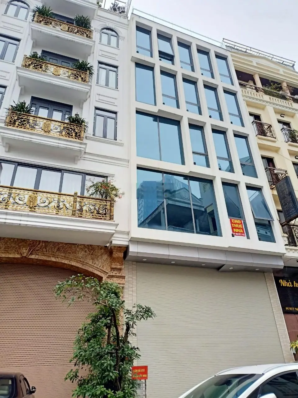 Bán nhà Nguyễn Khánh Toàn, Cầu Giấy lô góc 76m2, 8 tầng, 45 chỗ, thông sàn, 23 tỷ , 100 triệu