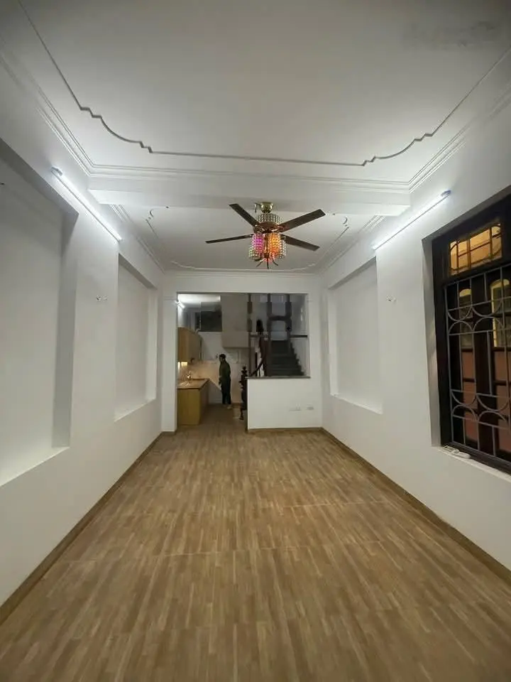 Hot. Chính chủ bán nhà Mỗ Lao Hà Đông. Lô góc. Diện tích 50m2