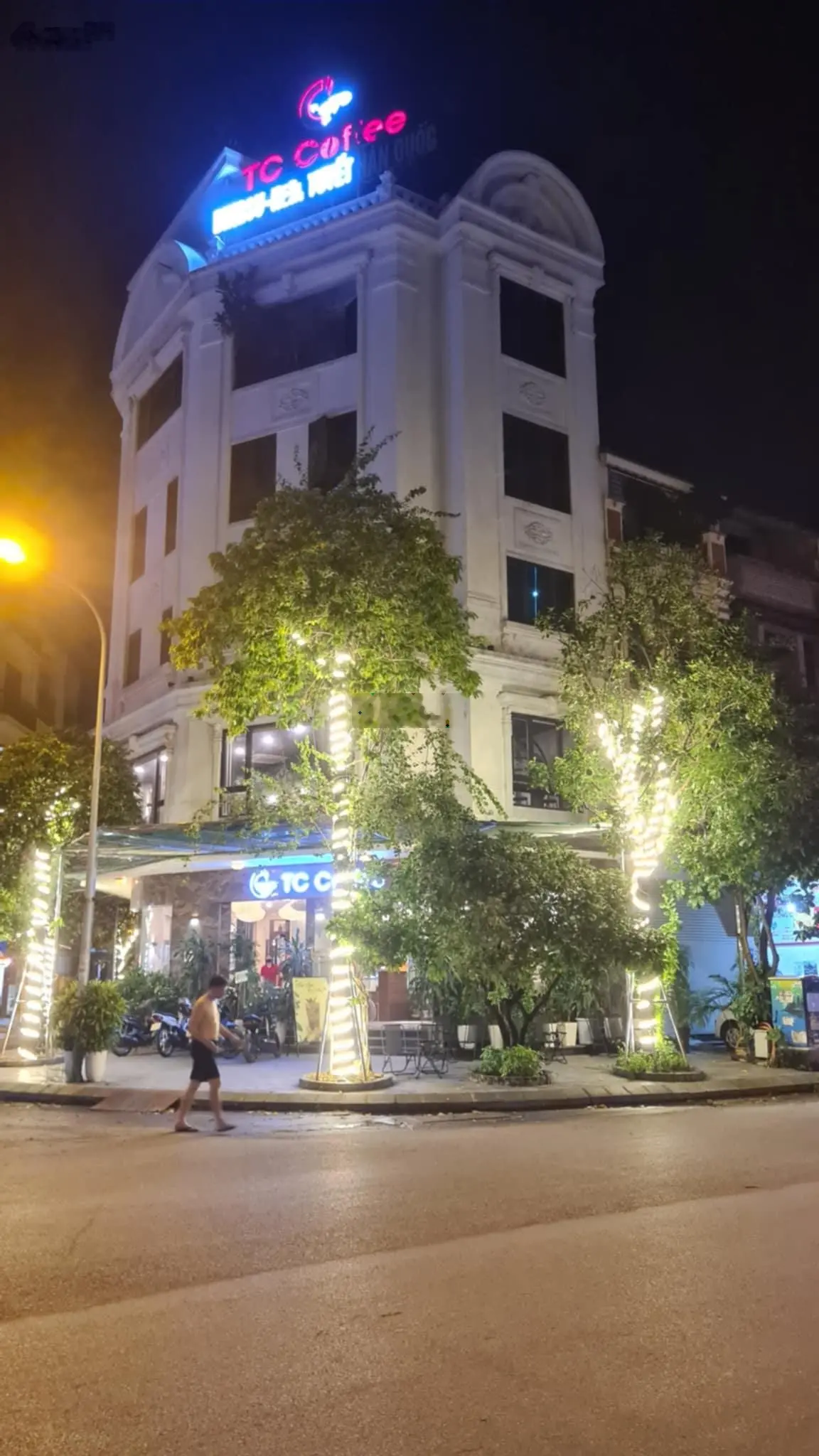 Đất lô góc Ngô Thì Nhậm Hà Đông. Dt 113m2, mt 16m, vỉa hè kinh doanh đỉnh, một mặt hồ, 1 mặt ngõ