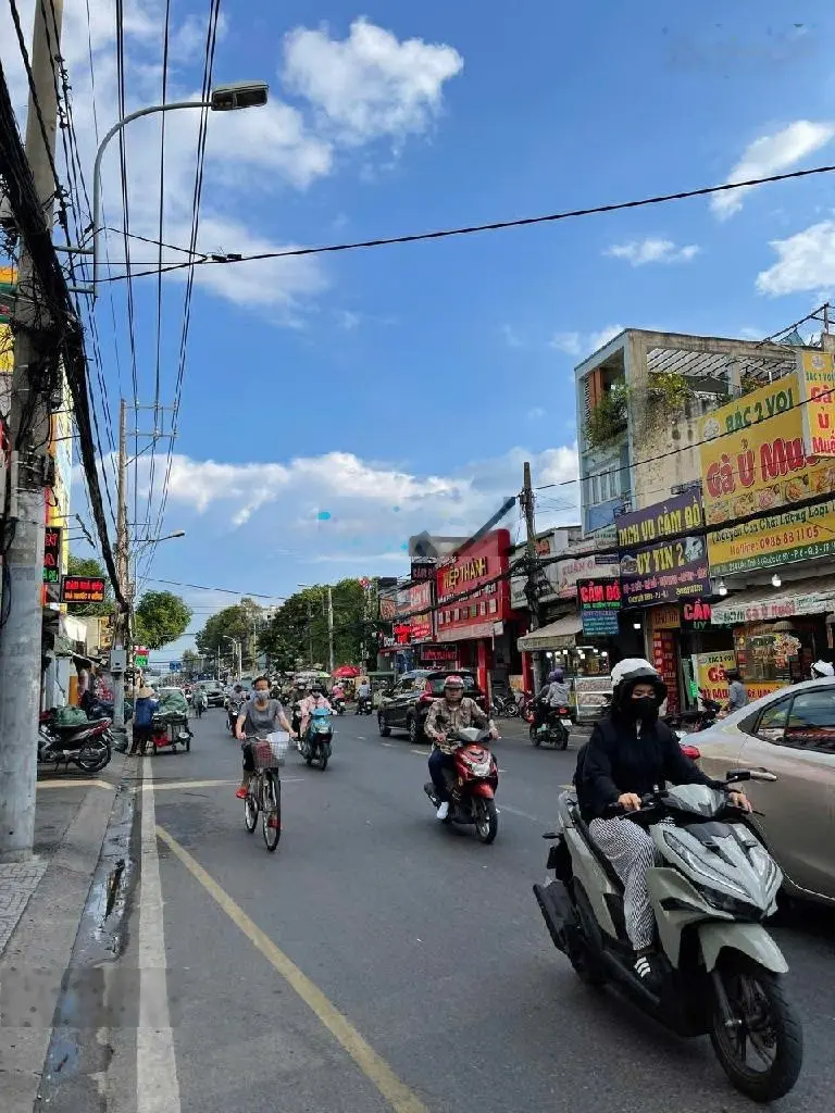 Bán nhà kinh doanh mặt phố tại Liên Tỉnh 5, Q8,5 tầng, ngang 4,5m, 100m2, 5PN, giá 28,5 tỷ (TL)