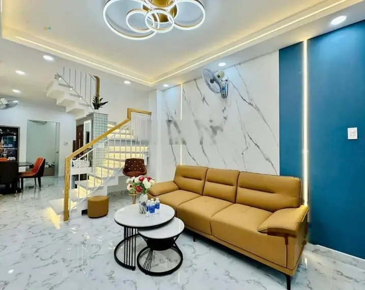 Siêu phẩm SHR full thổ cư mới 100% 1 trệt 1 lầu 2pn 2wc phòng thờ - Đẹp lung linh ngay Hồ Văn Long