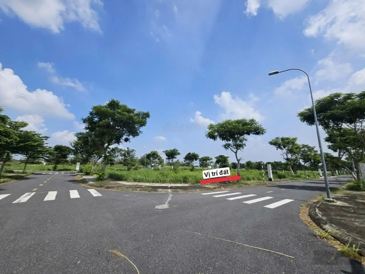 SAIGON RIVERPARK CẦN GIUỘC Bán nền dt 80m2(5x16) đường N3 rộng 12m ngay Công Viên Giá 1ty600tr.