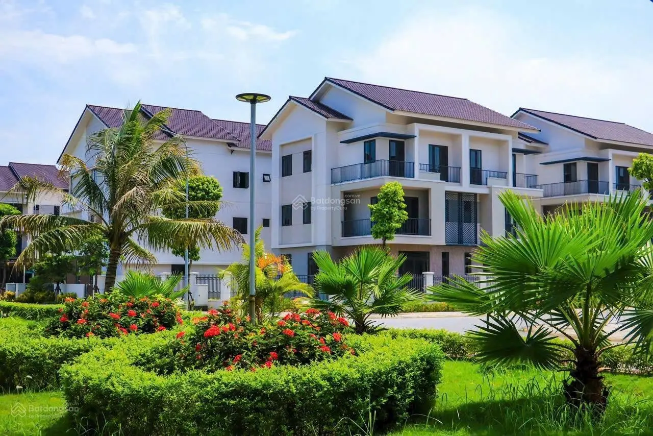 Bán biệt thự nhà vườn 180m2 cách Hà Nội chưa đến 30 phút di chuyển giá rẻ nhất thị trường