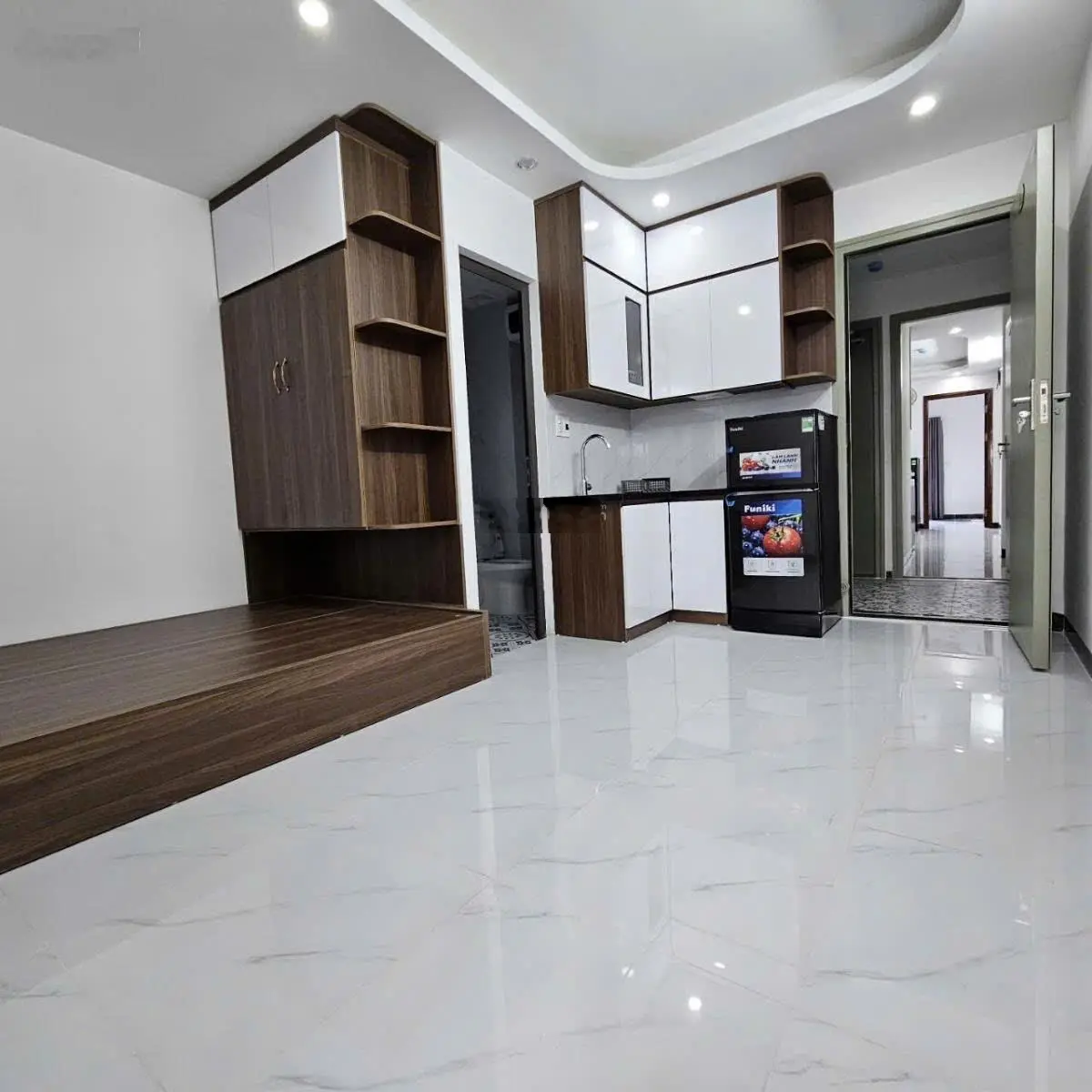 Bán toà CCMN Quan Nhân, hàng xóm Royal City, ô tô 40m, giữ tiền cực tốt, dòng tiền hơn 700tr/năm