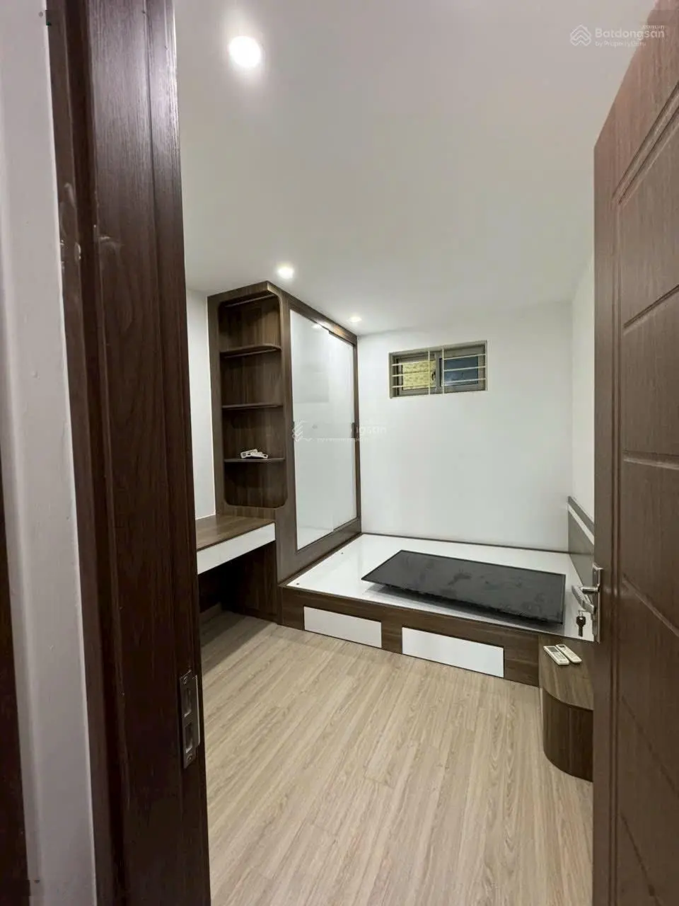 Bán nhanh căn 66m2, 2ngủ & 2 Vs HH4C Linh Đàm, Hoàng Mai. LH: 0966 455 ***