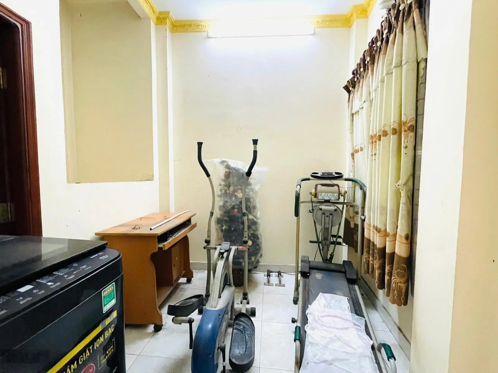 5.95 tỷ bán nhà 48m2 kết cấu 4 tầng ngay Thị Nghè giáp Quận 1 - Nguyễn Cửu Vân hẻm thông - 5PN 6WC