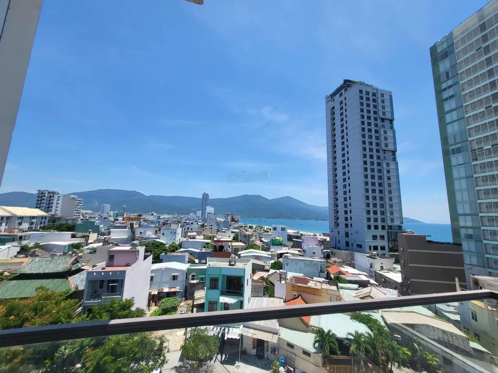 Bán toà căn hộ khách sạn ven biển Đà Nẵng với view biển và núi tuyệt đẹp Sơn Trà, 91m2