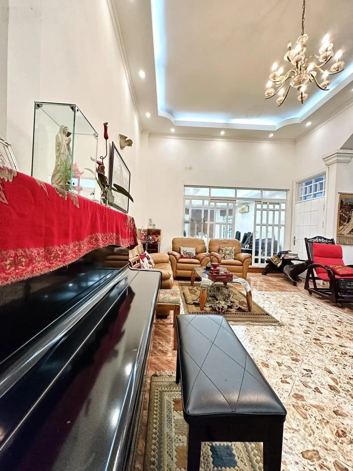 Biệt thự sân vườn cực hiếm ngay trung tâm q1, 333m2(13x26) 3tầng, giá rẻ chốt nhanh