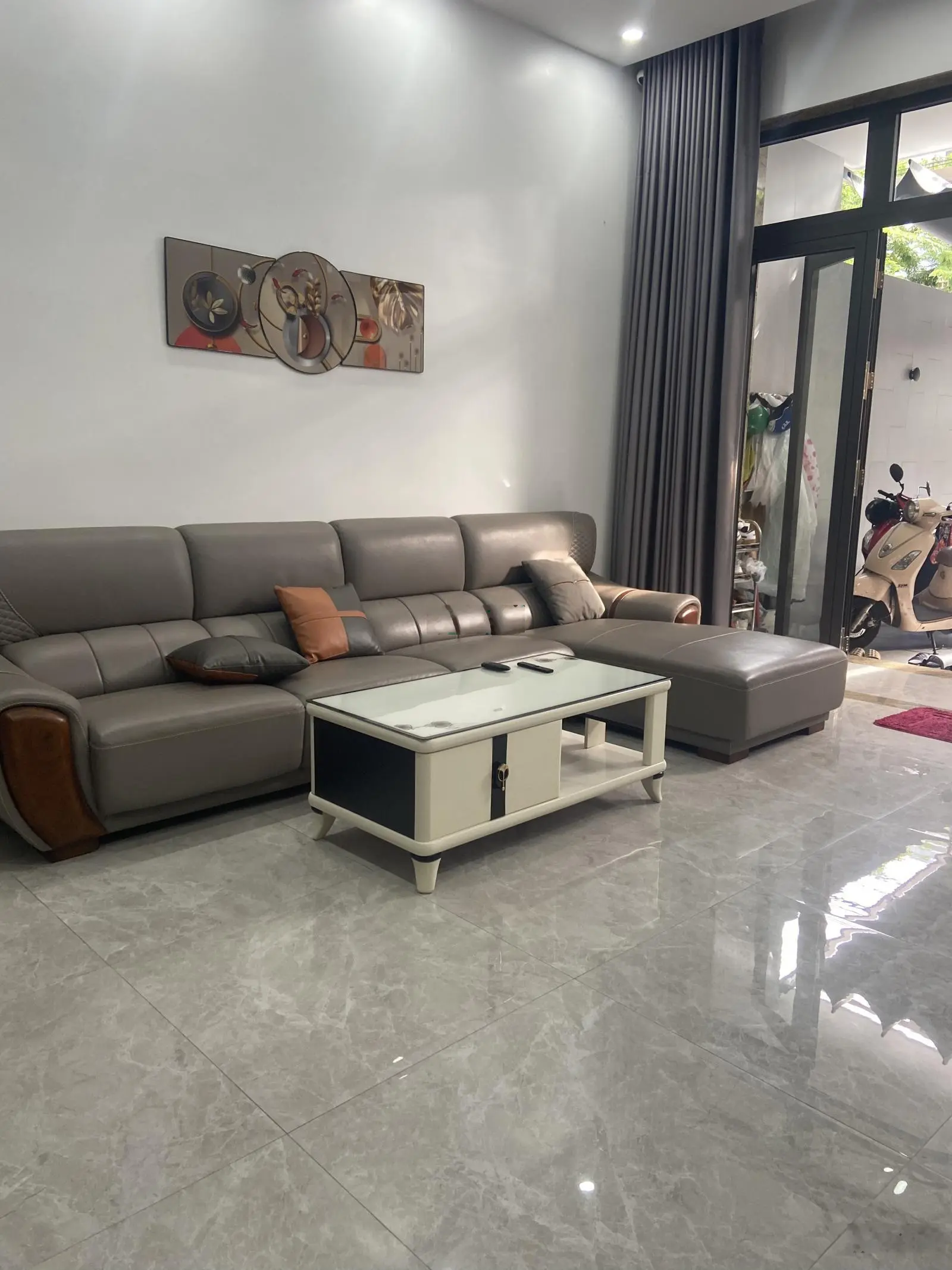 Chính chủ cần bán nhà mới xây 3 tầng đường Hồ Trung Lượng, Hoà Xuân, Cẩm Lệ, Đà Nẵng