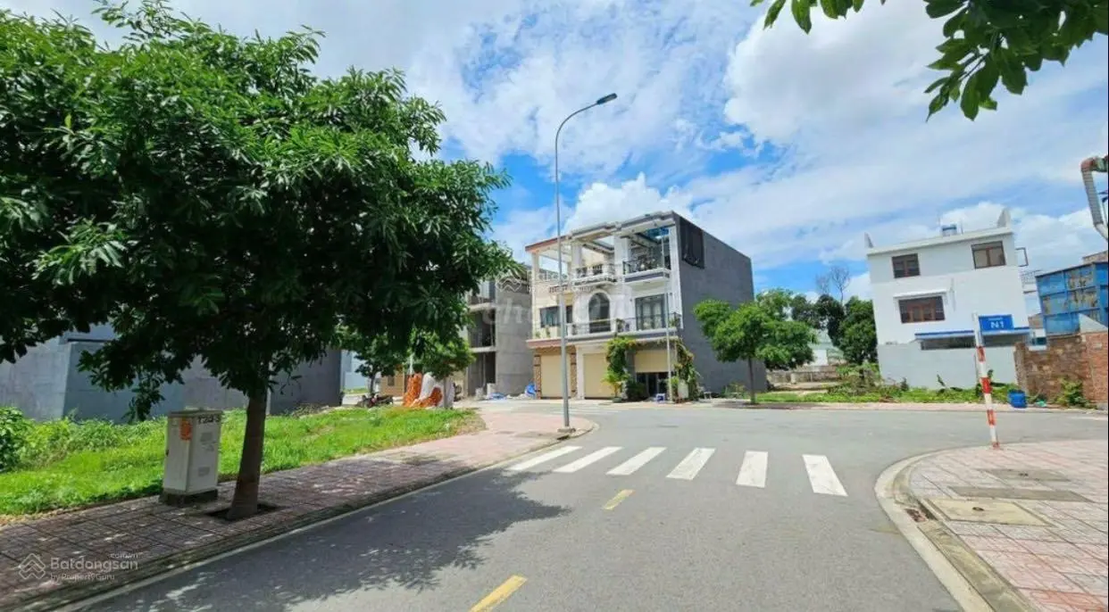 BIDV TL 12 lô đất Đ. Hiệp Bình, THủ Đức. Di chuyển Đ.Phạm Văn Đồng chỉ 4 phút. Giá từ 1,67 tỉ SHR