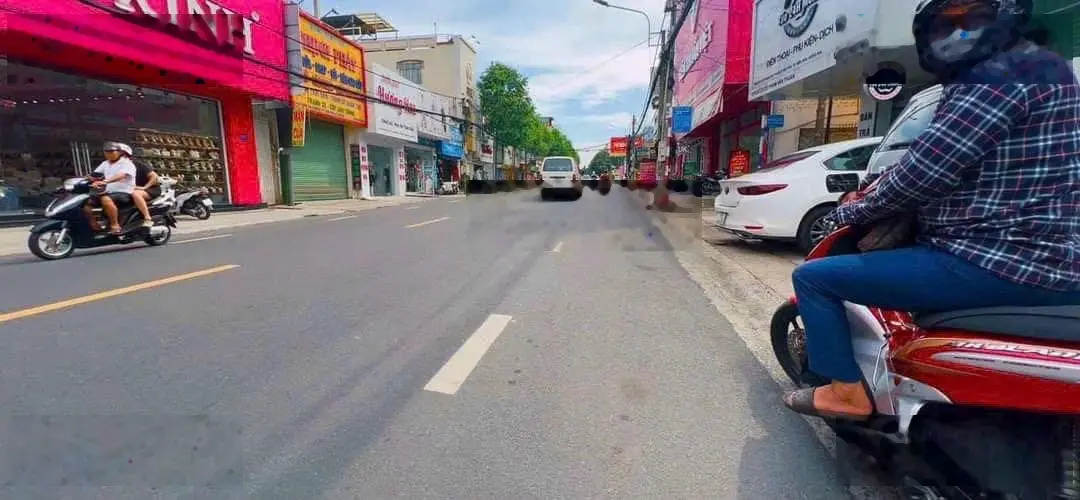 Bán lô đất 2 mặt tiền đường Phạm Văn Thuận