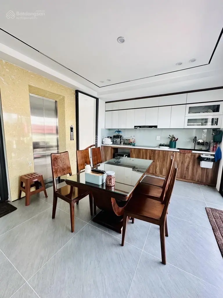 Bán nhà đẹp cầu thang máy fun nội thất ngọc lâm long biên hà nội 40m2
