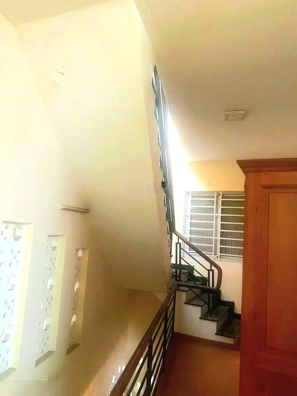 Ngân hàng bán gấp nhà 3 lầu mặt tiền thụt kinh doanh giá đầu tư